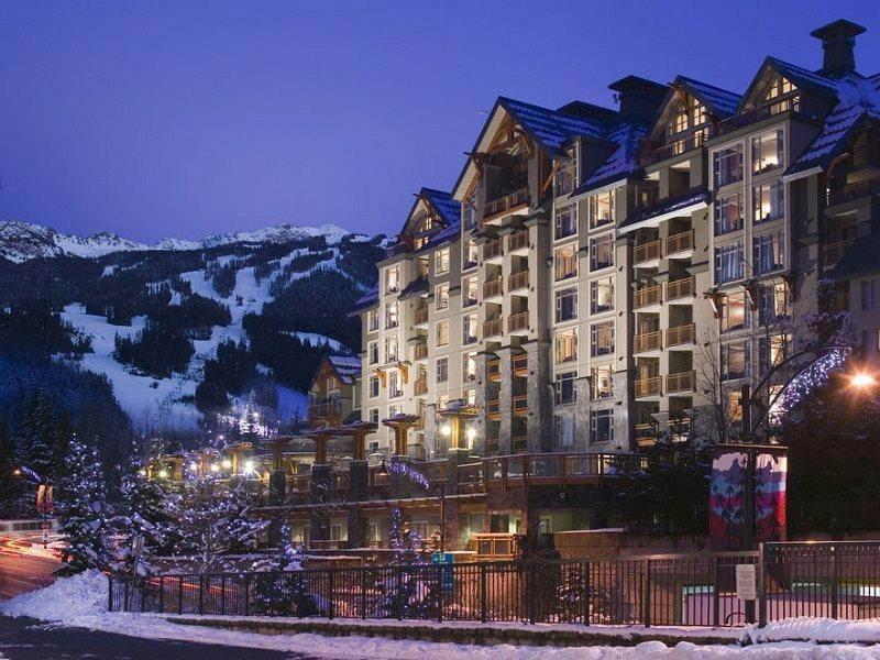 Pan Pacific Whistler Village Centre Экстерьер фото