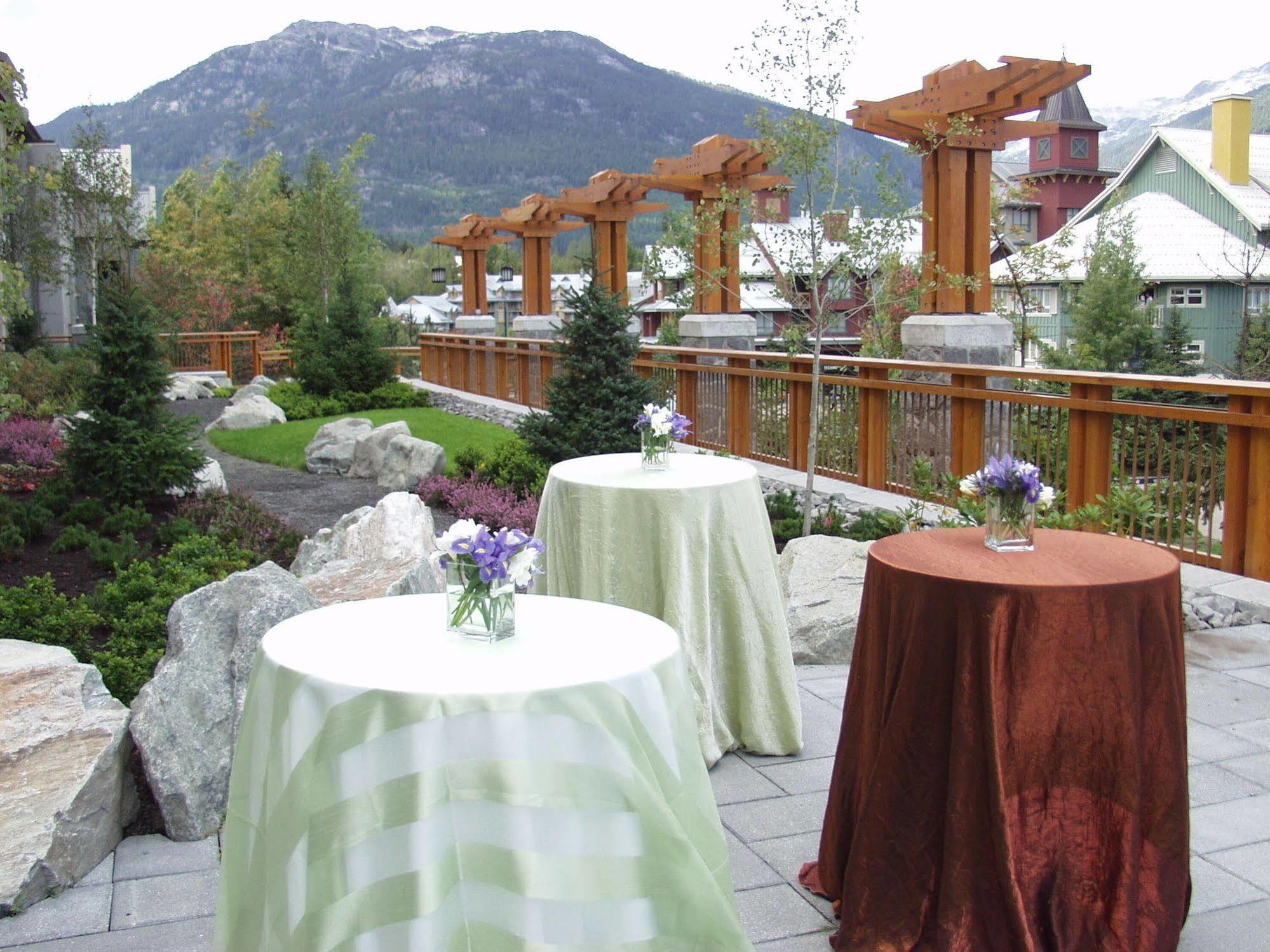 Pan Pacific Whistler Village Centre Экстерьер фото