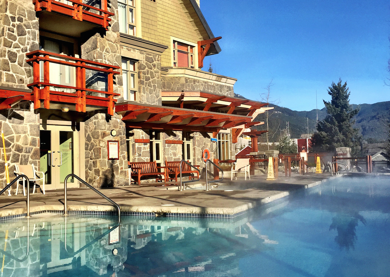 Pan Pacific Whistler Village Centre Экстерьер фото